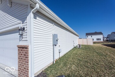 70 Fernleaf Dr, Whiteland, IN 46184 - photo 5