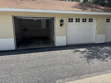 1 car detached garage