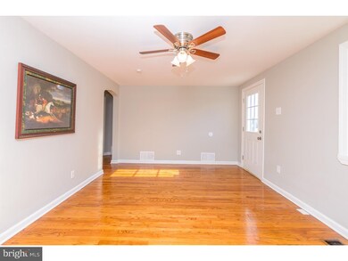 129 Stanley Ln, New Castle, DE 19720 - photo 4