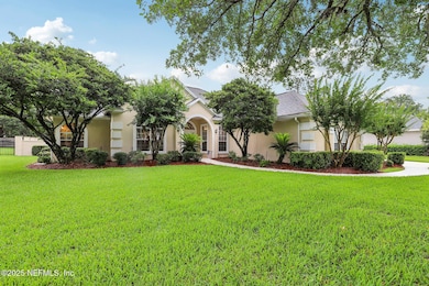 3-web-or-mls-Thornwood Ln-0406-003
