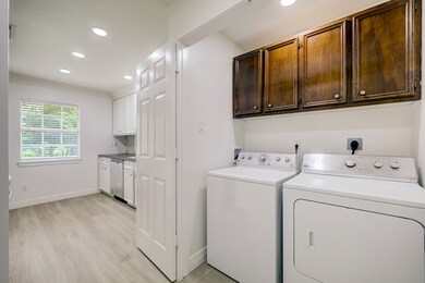 7442 Tall Pines Dr, Houston, TX 77088 - photo 7