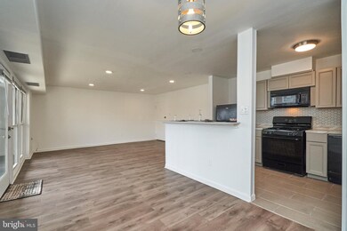 3136 Brinkley Rd unit T2, Temple Hills, MD 20748 - photo 7