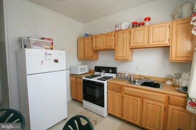 2341 W Lexington St, Baltimore, MD 21223 - photo 6