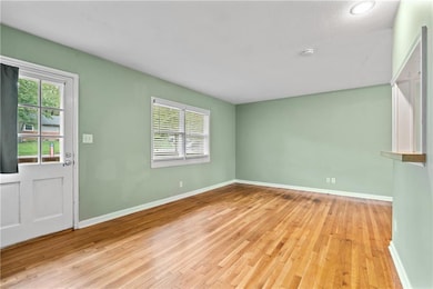 6404 W 82nd St, Overland Park, KS 66204 - photo 3