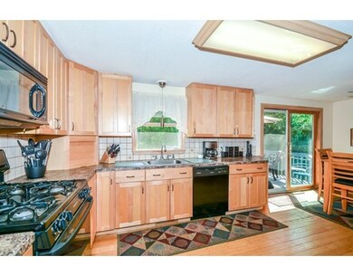 85 Totman Rd, Lowell, MA 01854 - photo 7