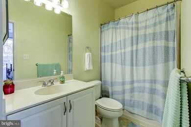 42840 Smallwood Terrace, Chantilly, VA 20152 - photo 4