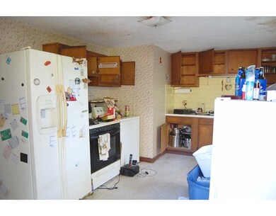 150 Rocky Meadow St, Middleboro, MA 02346 - photo 4