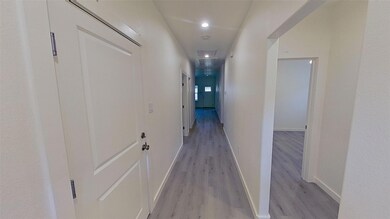 1009 Dubois St, Denison, TX 75020 - photo 4