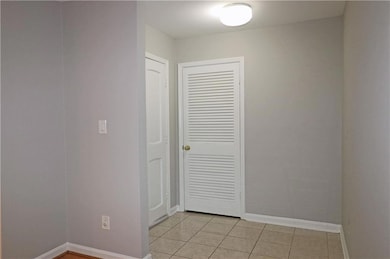 40 Glenald Way NW, Atlanta, GA 30327 - photo 3