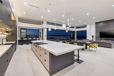 563 Grand Rim Dr, Henderson, NV 89012 - photo 2