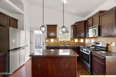 13582 Everingham St, El Paso, TX 79928 - photo 5