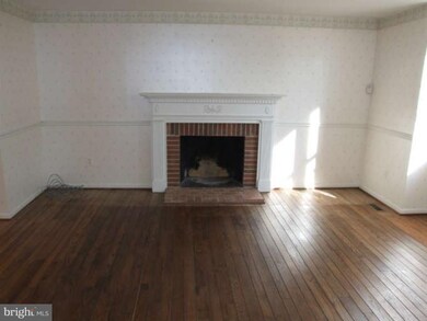 11910 Yellow Rush Pass, Columbia, MD 21044 - photo 2
