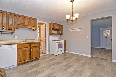 64 Prospect Heights, Milford, MA 01757 - photo 5