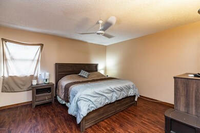 4467 Melissa Ct W, Jacksonville, FL 32210 - photo 6