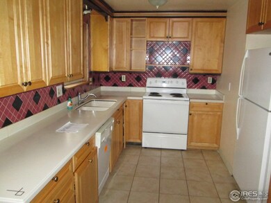 836 Hubbard Dr, Longmont, CO 80504 - photo 5