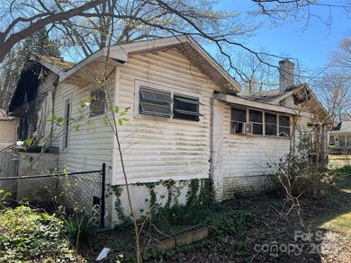 313 Clegg St, Shelby, NC 28150 - photo 4