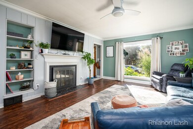 1736 Giddings-14