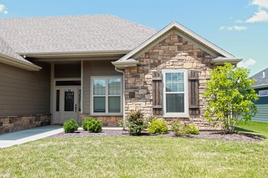 2001 Muirfield Dr. Columbia, MO 65203