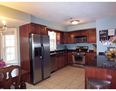 10 Ricciuti Dr unit 3, Quincy, MA 02169 - photo 3