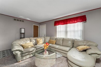 15895 Cambridge Dr unit 1, Clinton Township, MI 48038 - photo 4