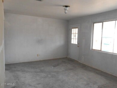 023-243759 Living Room 2