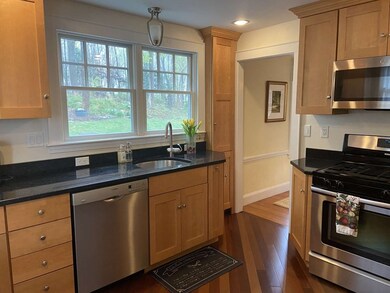 52 Governor Long Rd, Hingham, MA 02043 - photo 5