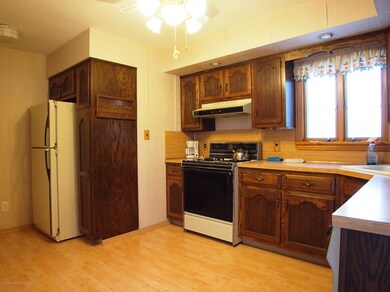 621 Huguenot Ave, Staten Island, NY 10312 - photo 5
