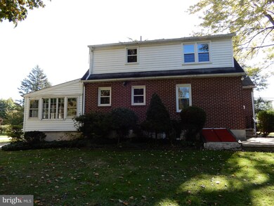 1982 W Point Pike, Lansdale, PA 19446 - photo 5