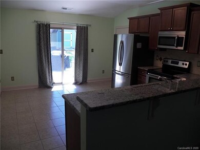 1723 Riverstone Dr, Lincolnton, NC 28092 - photo 6