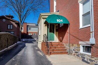 Danforth_Candage_02