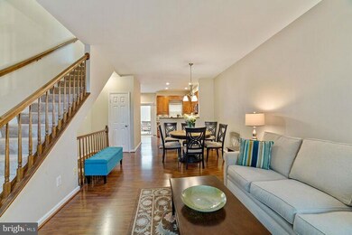 4102 Ashmere Cir, Dumfries, VA 22025 - photo 2