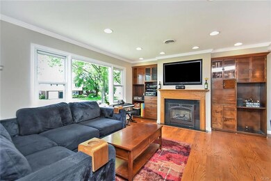 1817 Easthill Dr, Bethlehem, PA 18017 - photo 6