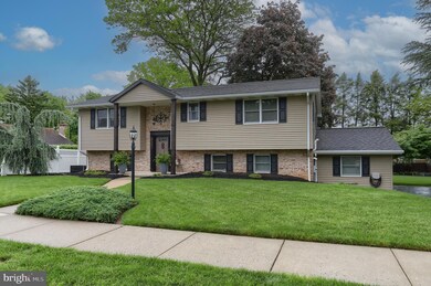 937 E Walnut St, Palmyra, PA 17078 - photo 5