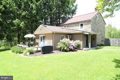 192 Bitting Rd, Alburtis, PA 18011 - photo 3