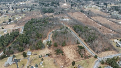 120 Roseann Dr, Lansing, NY 14850 - photo 2