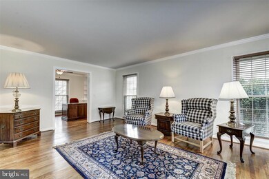 15217 Jones Ln, Gaithersburg, MD 20878 - photo 3