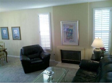Gas fireplace in Living Room