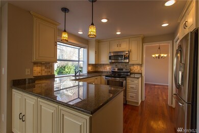 8311 62nd St W, University Place, WA 98467 - photo 4