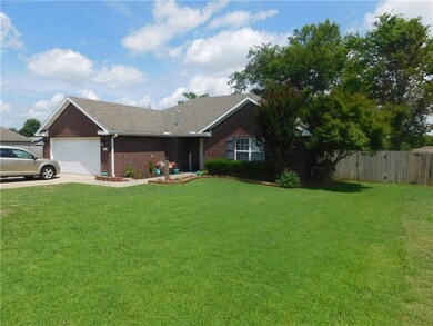 604 Herron St, Prairie Grove, AR 72753 - photo 4