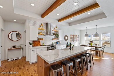 12-Kitchen
