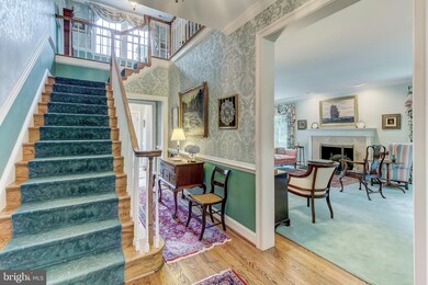 10432 Falls Rd, Lutherville-Timonium, MD 21093 - photo 2