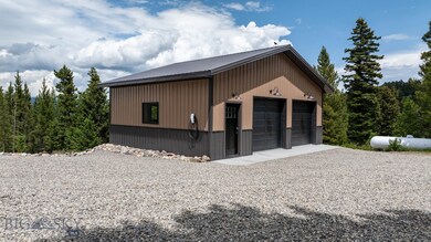 Brand new oversized garage with water and power