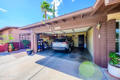 8681 E Desert Palm St, Tucson, AZ 85730 - photo 2