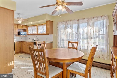 29 Rustleaf Ln, Levittown, PA 19055 - photo 7