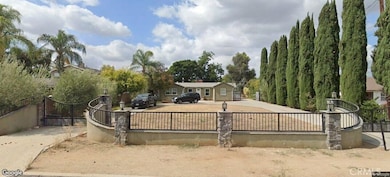 12917 Gladstone Ave, Sylmar, CA 91342 - photo 2