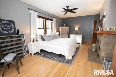 1522 Cedar St, Davenport, IA 52804 - photo 6