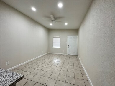 3357 Frick Rd unit 5, Houston, TX 77086 - photo 4