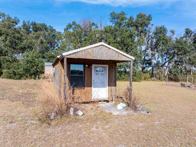 1015 NE Evergreen Ave, Pinetta, FL 32350 - photo 7