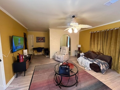 300 E 3rd St, Long Beach, MS 39560 - photo 4