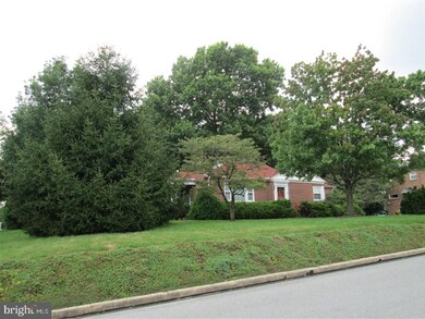 508 Parkside Ave, Reading, PA 19607 - photo 3